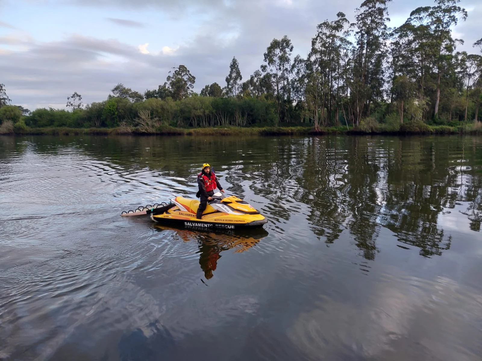 Efetuadas Buscas Por Jovem Desaparecido No Rio Vouga Em Aveiro