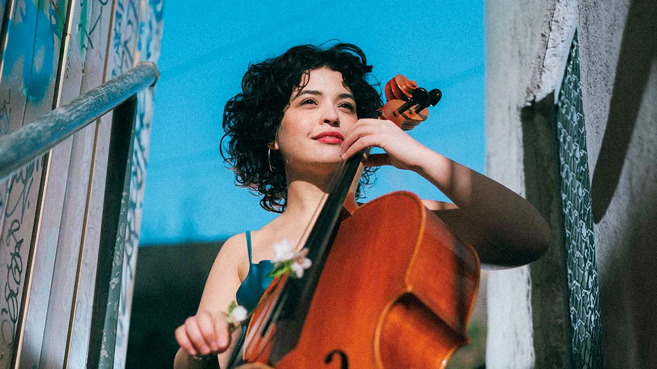 Ana Carla Maza
