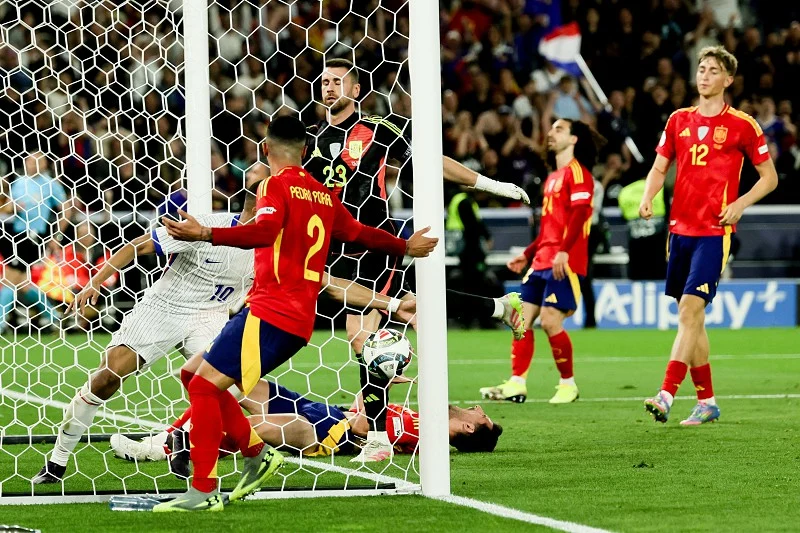 Espanha Bate França