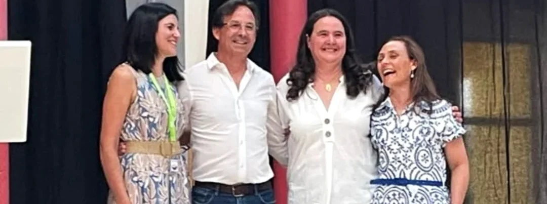 Diretora Escolas Eixo