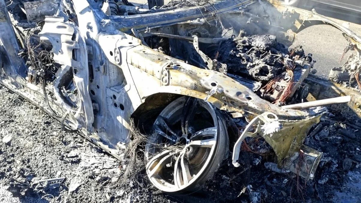 Incendio Arrifana Carro