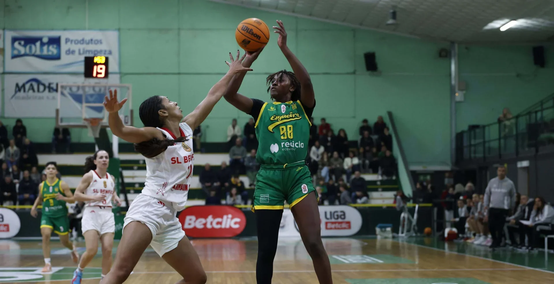 Esgueirabasket23novembro2025