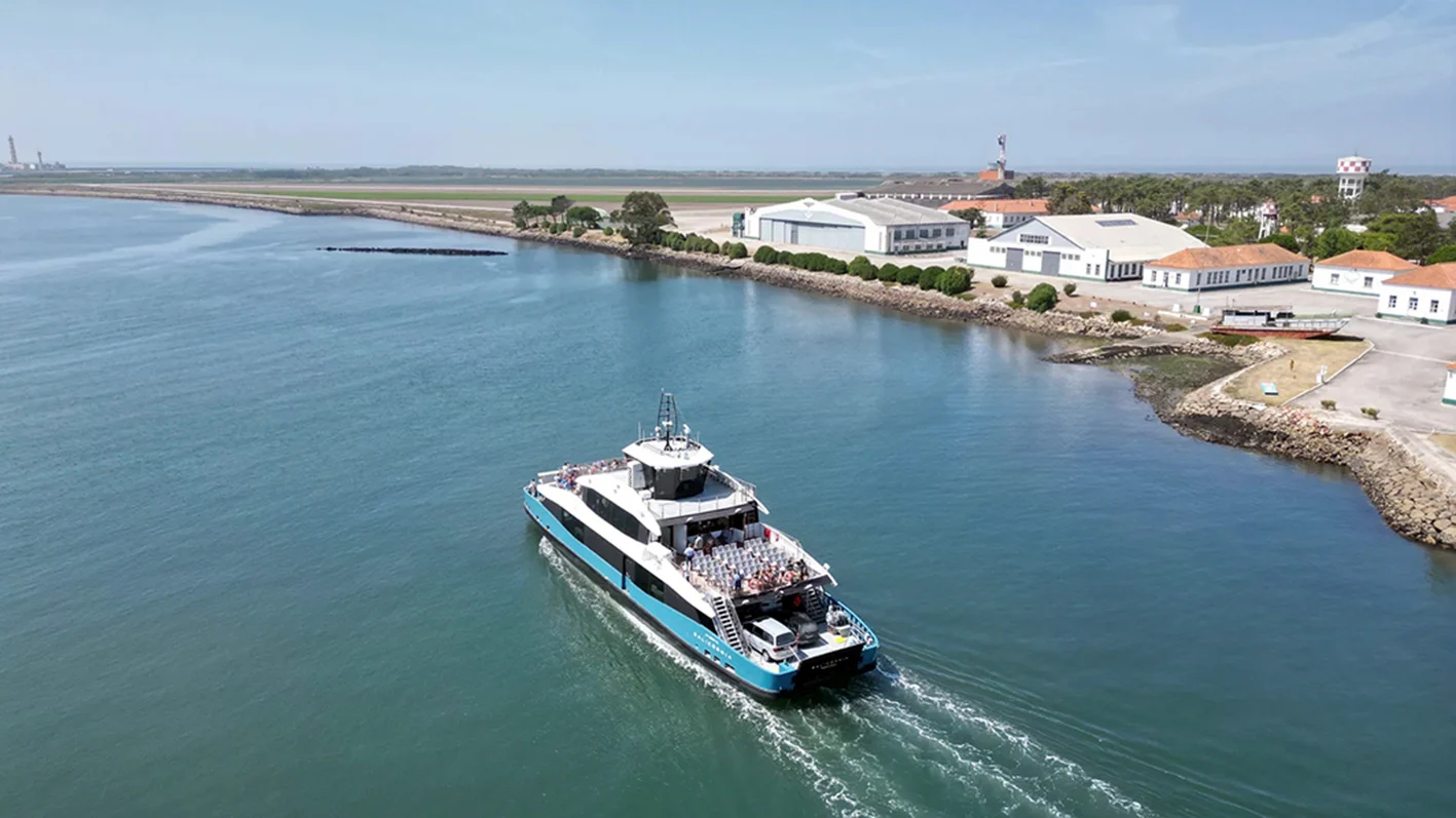Ferry1