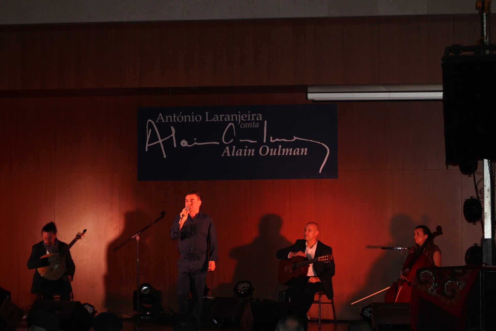 O Fadista António Laranjeira Encantou Os Presentes