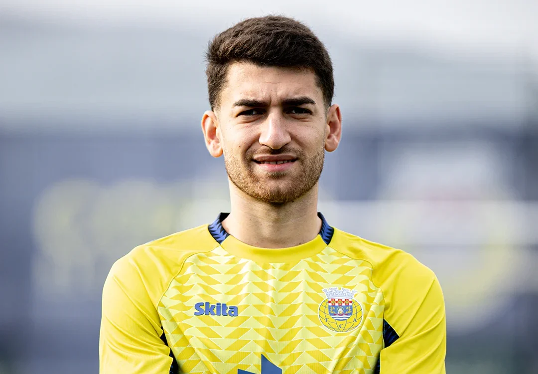 Yellu Santiago