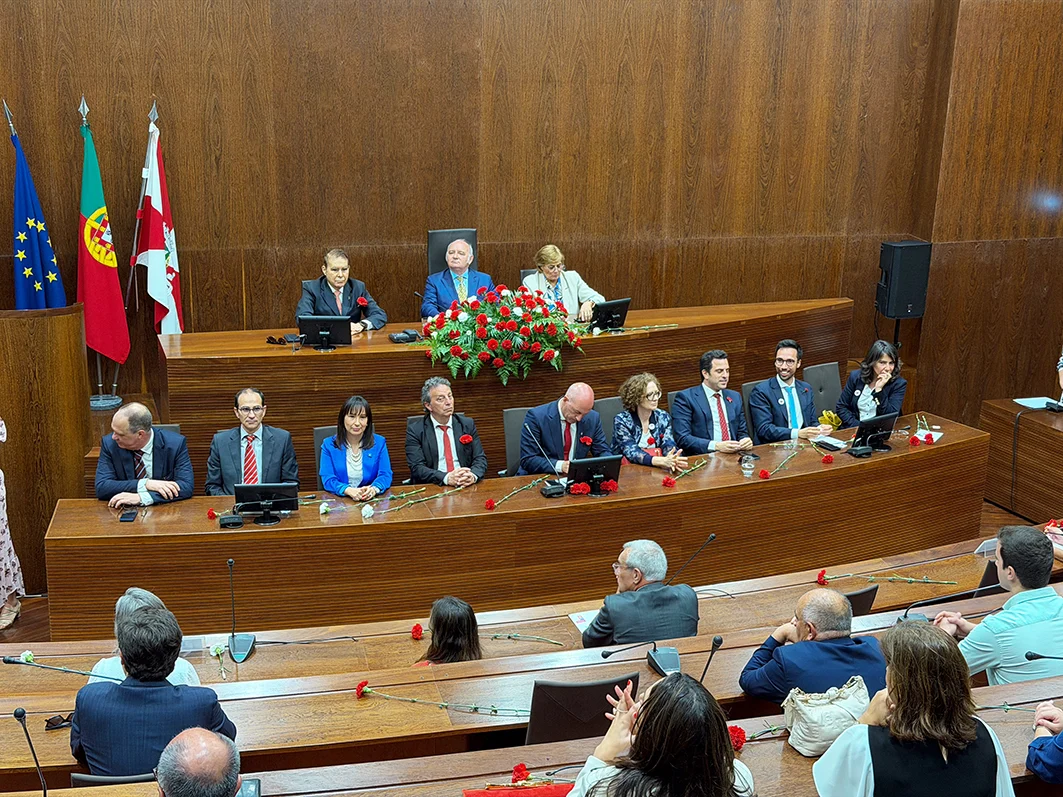 25deabril Assembleia 14