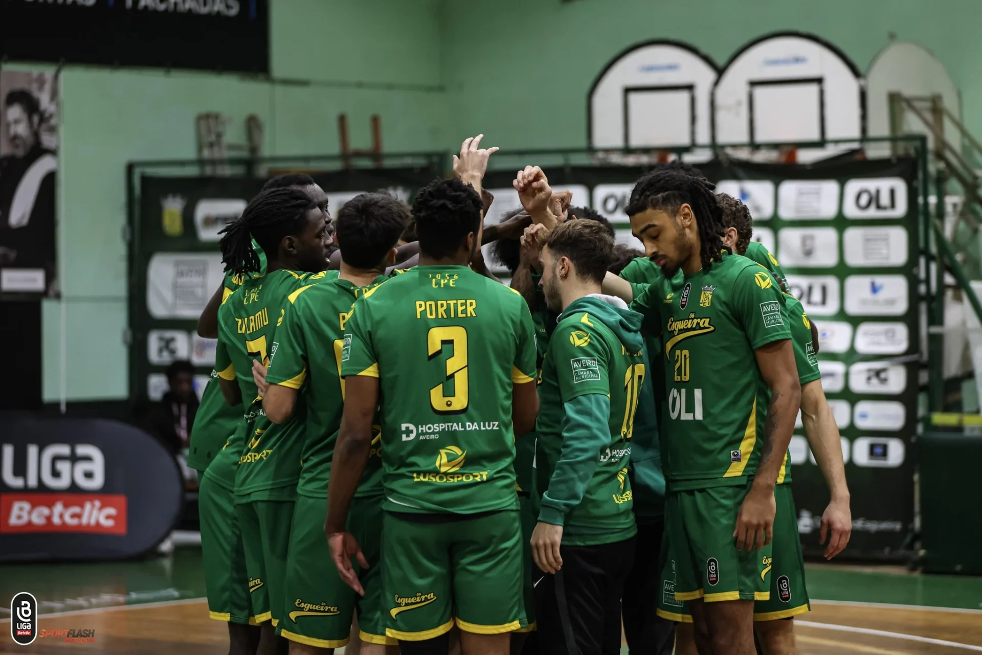 Esgueiraplayoffnet