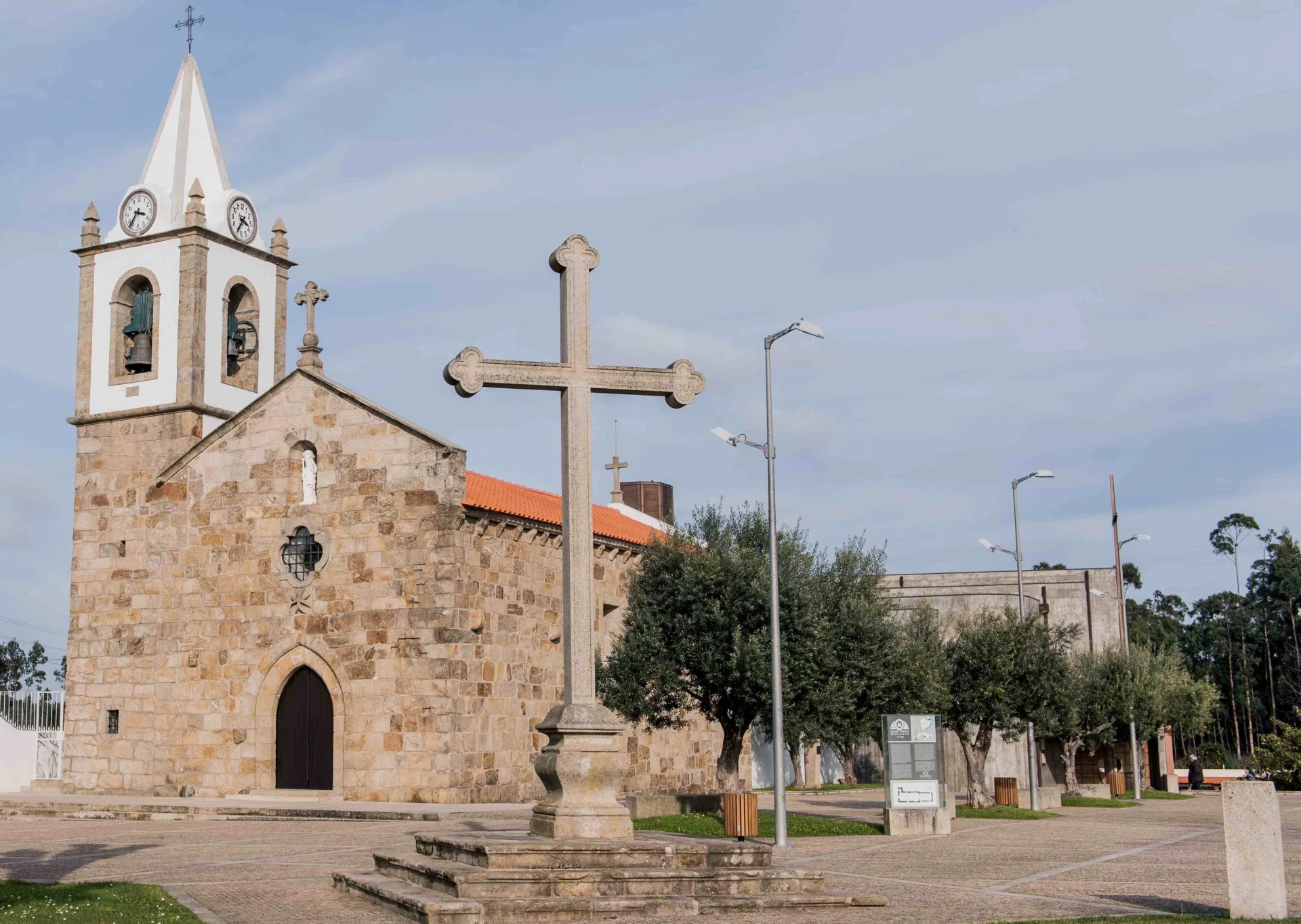 Igreja De Rio Meão