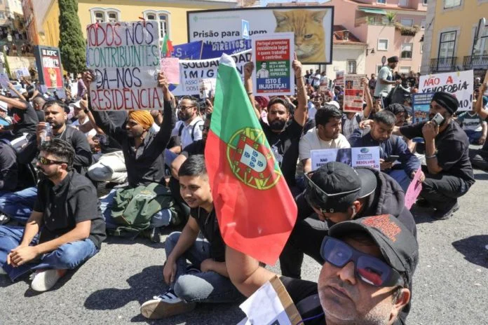 Imigrantes Ilegais