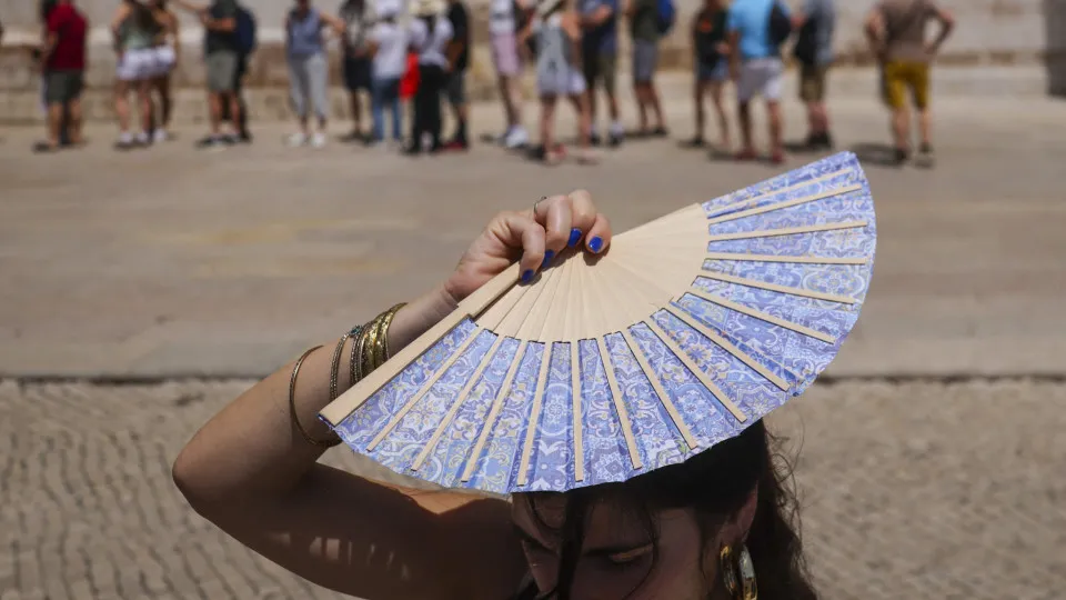 Leque Calor