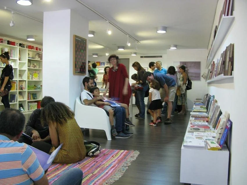 Livraria Gigoes Anantes