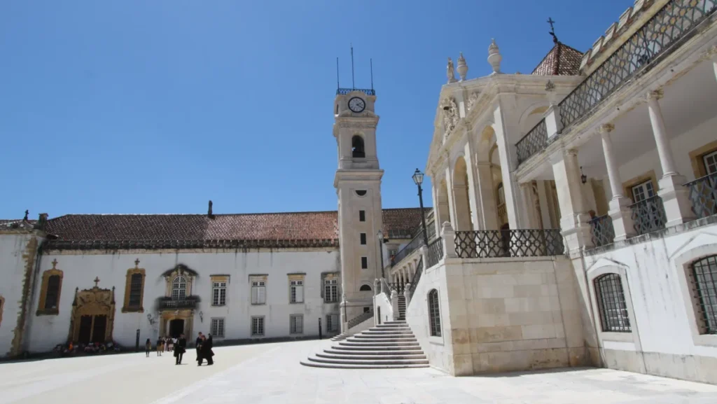 Universidade De Coimbra